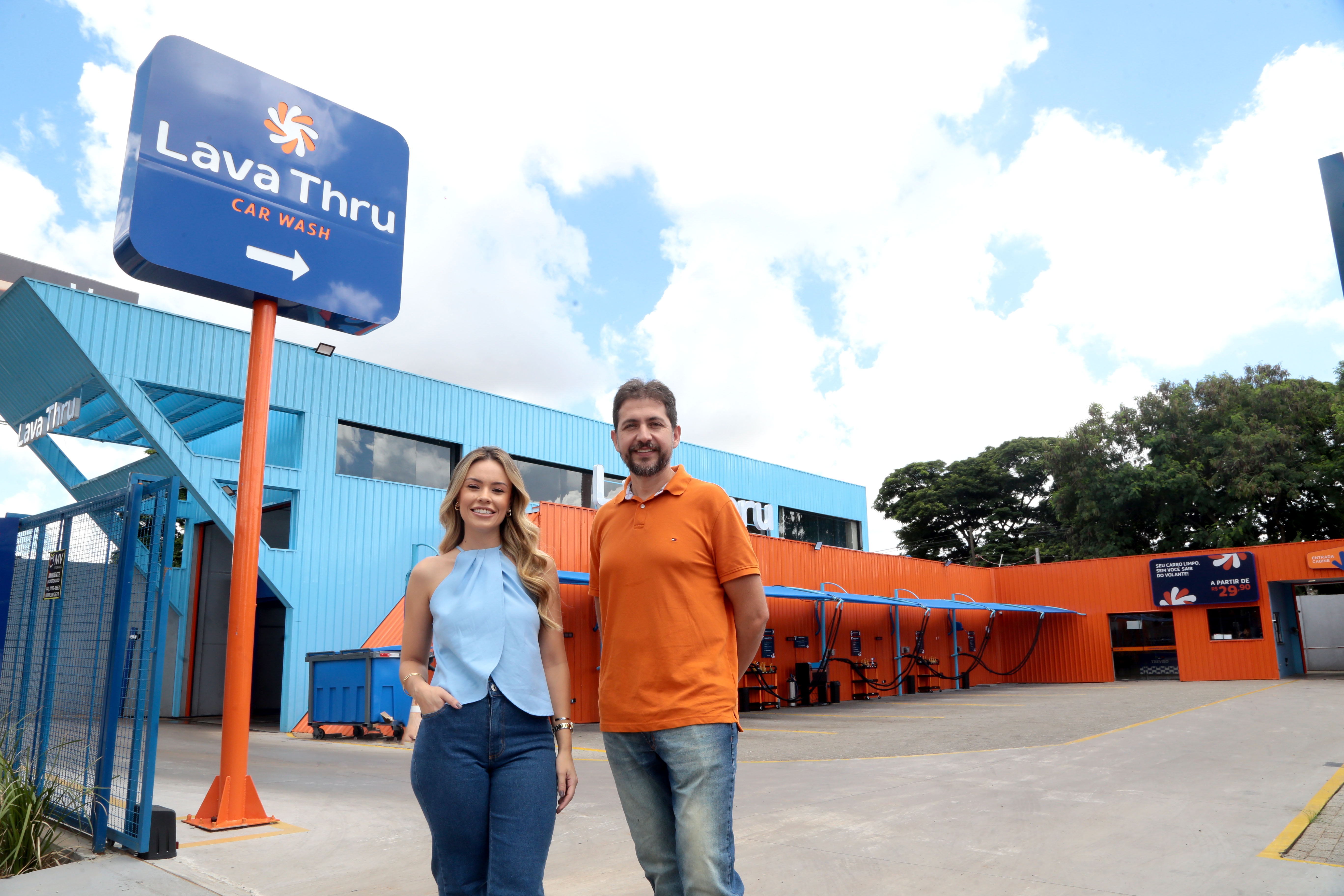 1 Mat®ria de capa amanda lava thru cr®dito ivan amorin 1