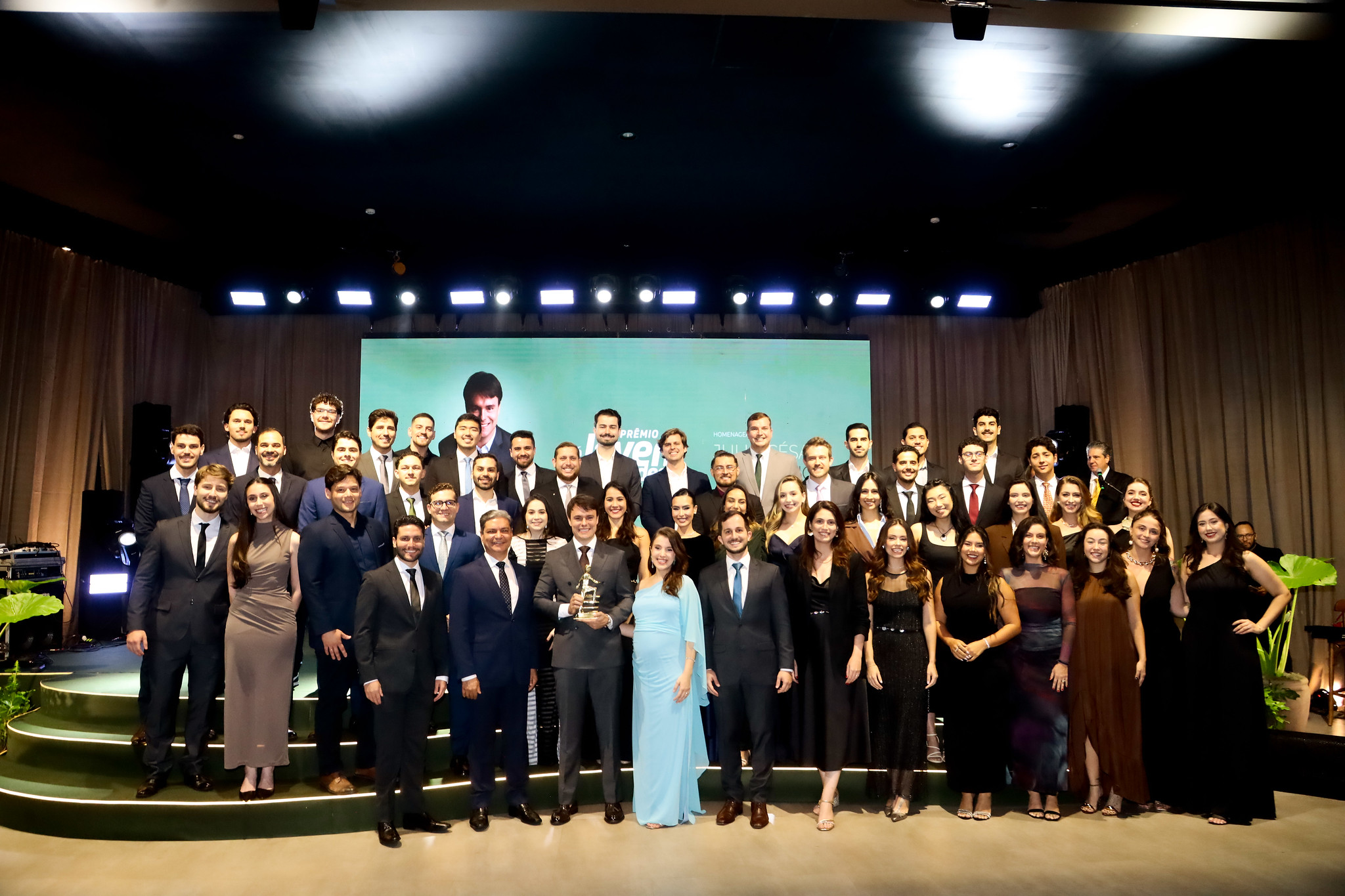 Premio jovem empreendedor entrega.jpg